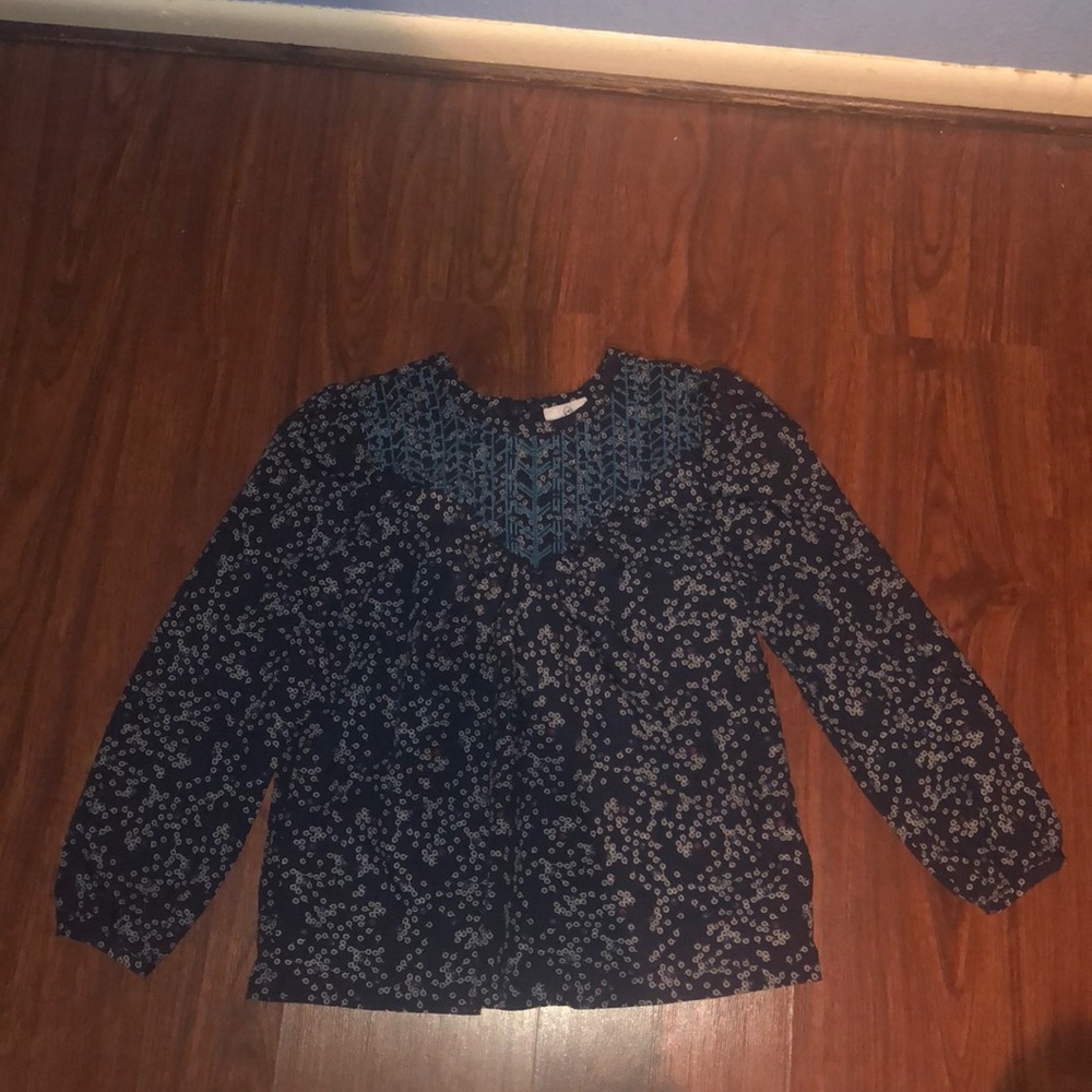 Beautiful Hannah Andersson top, size 10.